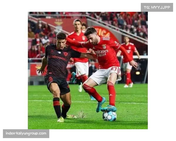 欧冠战术白皮书解析阿贾克斯对奥林匹亚科斯 焦点在控球